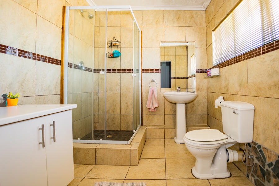 7 Bedroom Property for Sale in Northpine Western Cape